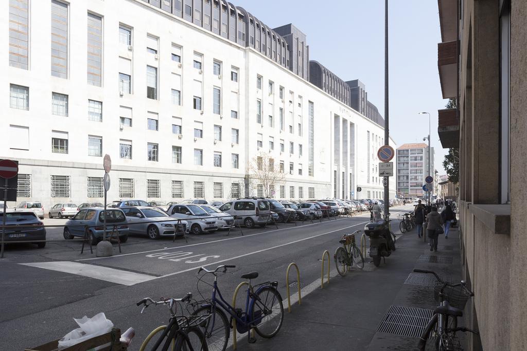 Heart Milan Apartments Duomo Sanbarnaba ภายนอก รูปภาพ